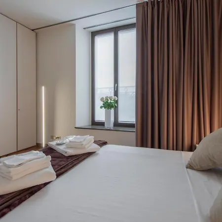 Daire Royal - Luxury Duomo Milano