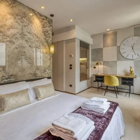 Royal - Luxury Duomo Daire